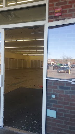 Dollar Store «Dollar Tree», reviews and photos, 252 Garfield Ave, Cranston, RI 02920, USA