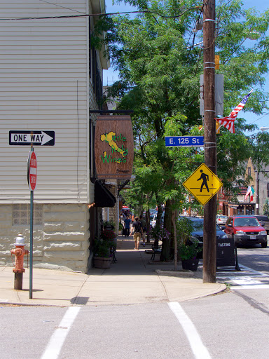 Little Italy Wines, 12414 Mayfield Rd, Cleveland, OH 44106, USA, 
