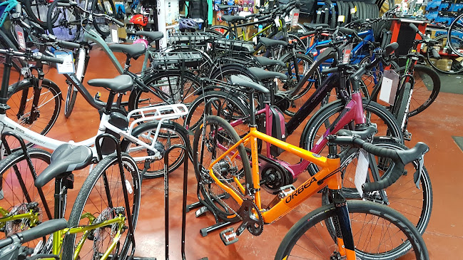 Lincoln Bikes - Bicycle shop Open Times