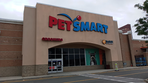 Pet Supply Store «PetSmart», reviews and photos, 5 Mystic View Rd, Everett, MA 02149, USA