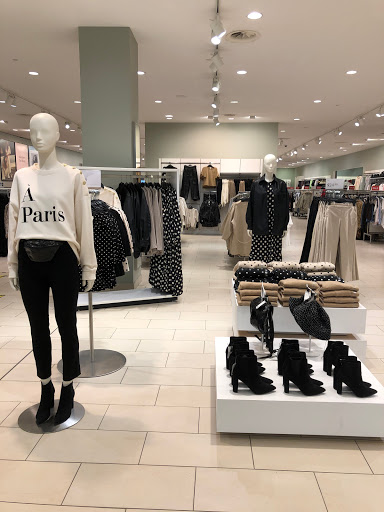 Clothing Store «H&M», reviews and photos, 701 Lynnhaven Pkwy # 1212, Virginia Beach, VA 23452, USA