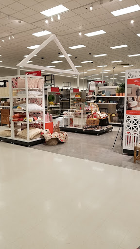 Department Store «Target», reviews and photos, 400 Cochituate Rd, Framingham, MA 01701, USA