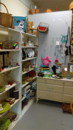 Thrift Store «County Line Thrift Store», reviews and photos, 4130 Charles Hardy Pkwy, Dallas, GA 30157, USA