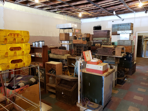 The warehouse on 4th