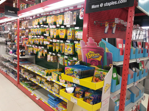 Office Supply Store «Staples», reviews and photos, 23131 Michigan Ave, Dearborn, MI 48124, USA