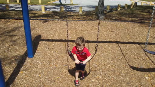 Recreation Center «Gardenville Recreation Center», reviews and photos, 6215 Symmes Rd, Gibsonton, FL 33534, USA