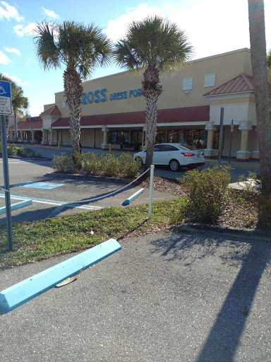 Clothing Store «Ross Dress for Less», reviews and photos, 13300 S Cleveland Ave, Fort Myers, FL 33907, USA