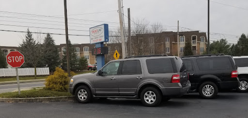 Used Truck Dealer «Front Line Motors», reviews and photos, 719 Rothsville Rd, Lititz, PA 17543, USA