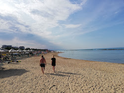 Montesilvano Beach'in fotoğrafı - rahatlamayı sevenler arasında popüler bir yer