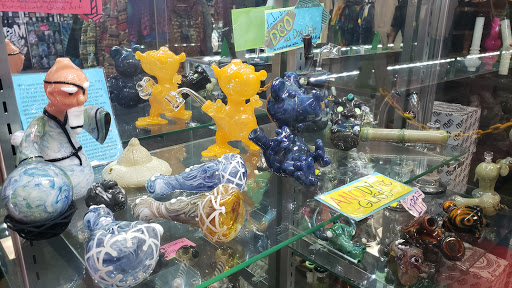 Tobacco Shop «Headed West», reviews and photos, 9674 E Arapahoe Rd, Greenwood Village, CO 80112, USA