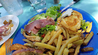 Plats et boissons du Restaurant L'Oasis Plage à Naussac-Fontanes - n°1