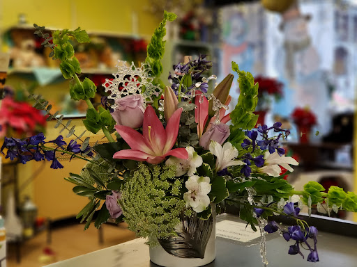 Florist «North End Florist», reviews and photos, 403 N Charlotte St, Pottstown, PA 19464, USA