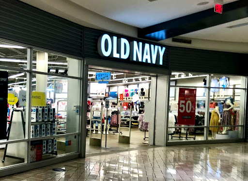 Clothing Store «Old Navy», reviews and photos, 1961 Chain Bridge Rd, McLean, VA 22102, USA
