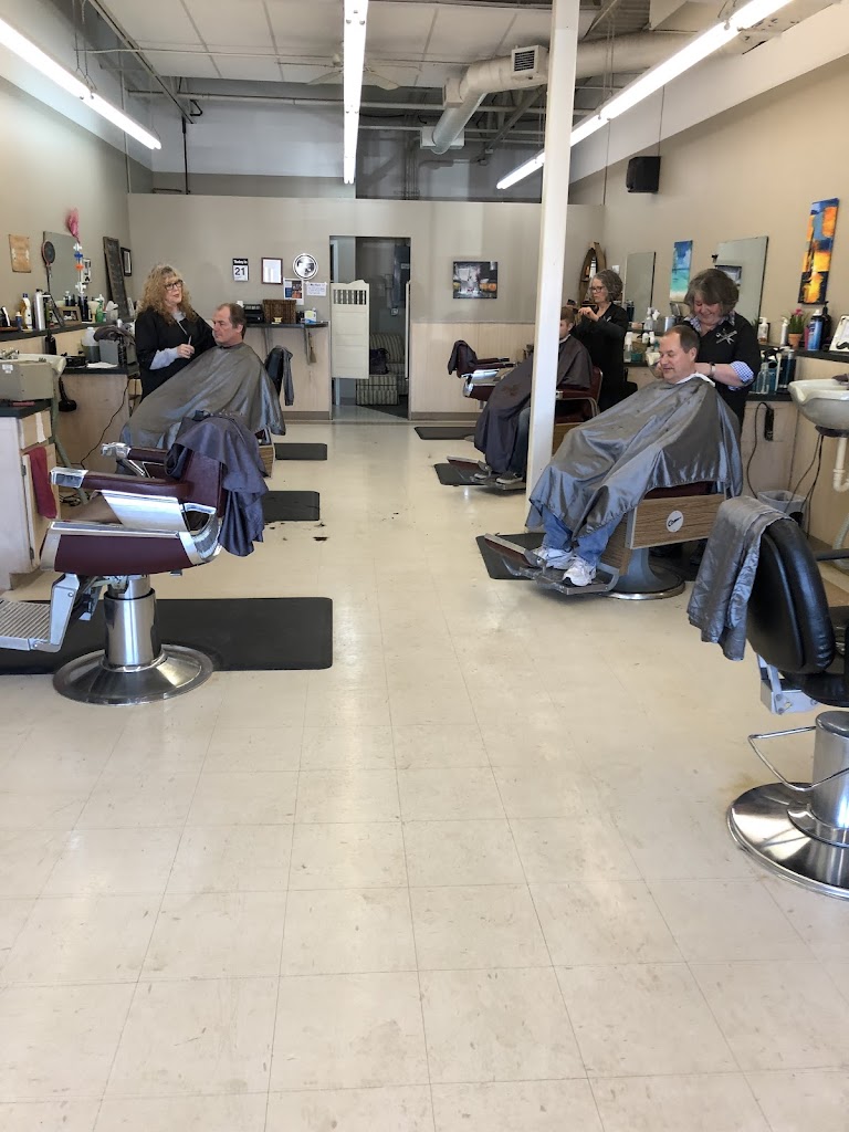 Highway 61 Barbers 55016