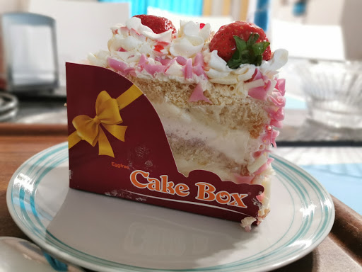 Cake Box- Luton Mall