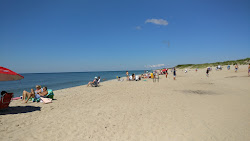 Foto von Miacomet Beach mit lange, gerade küste
