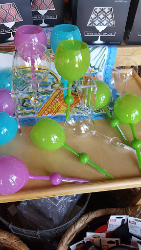 Wine Bar «WineStyles of West Des Moines», reviews and photos, 5515 Mills Civic Pkwy #120, West Des Moines, IA 50266, USA