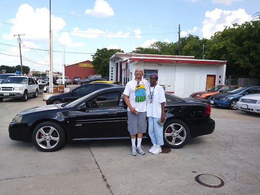 Used Car Dealer «Grapevine Motors», reviews and photos, 216 E Northwest Hwy, Grapevine, TX 76051, USA