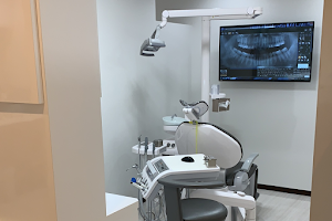 Manami Dental Clinic image
