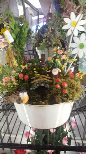 Florist «The Potting Bench Inc», reviews and photos, 861B Ashley Blvd, New Bedford, MA 02745, USA