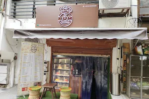 Mum cafe & bakery image