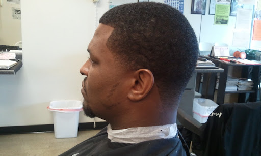 Barber Shop «Mane Priority Barbershop and Salon», reviews and photos, 4790 Peachtree Industrial Blvd, Norcross, GA 30071, USA
