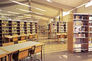 Biblioteca civica 'Lino Penati' Cernusco S/N image
