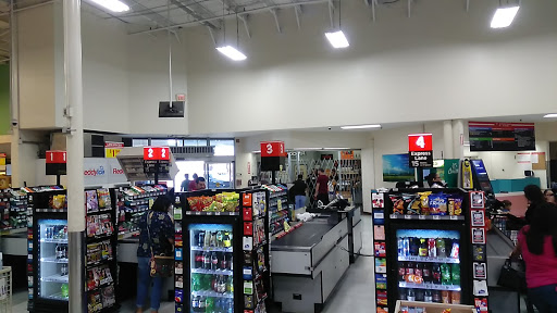 Grocery Store «H-E-B Grocery», reviews and photos, 209 N Texas Ave, Mercedes, TX 78570, USA