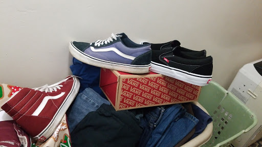 Shoe Store «Vans», reviews and photos, 8311 On the Mall, Buena Park, CA 90620, USA