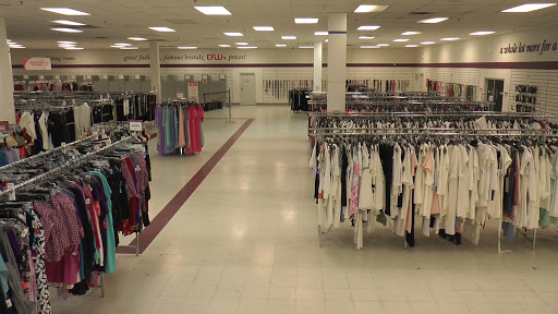 Discount Store «Discount Fashion Warehouse Great Western», reviews and photos, 110 N Wilson Rd, Columbus, OH 43204, USA