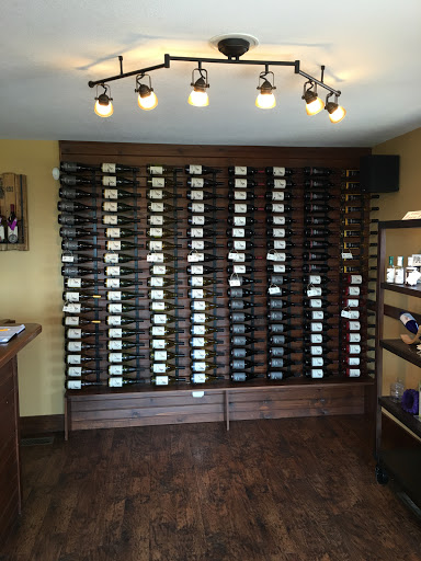 Winery «M Cellars», reviews and photos, 6193 S River Rd W, Geneva, OH 44041, USA