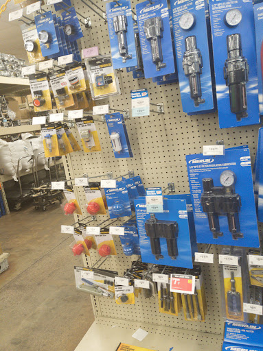 Hardware Store «Harbor Freight Tools», reviews and photos, 356 S Broadway STE 3, Salem, NH 03079, USA
