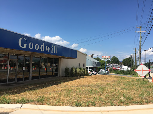 Thrift Store «Goodwill Store and Donation Center», reviews and photos, 1720 Seminole Trail, Charlottesville, VA 22901, USA