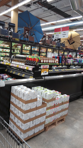 Shopping Mall «Bridle Trails Shopping Center», reviews and photos, 6501-6625 132nd Ave NE, Kirkland, WA 98033, USA