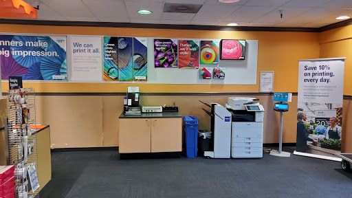 Shipping and Mailing Service «FedEx Office Ship Center», reviews and photos, 520 Lawrence Expy, Sunnyvale, CA 94085, USA