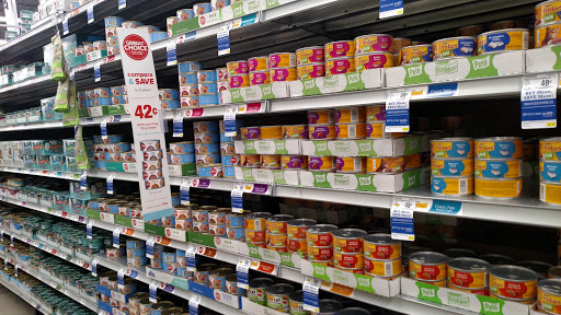 Pet Store «PetSmart», reviews and photos, 1606 E Empire St, Bloomington, IL 61701, USA