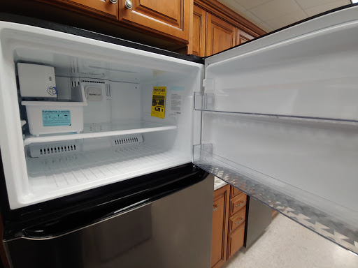 Appliance Store «Appliance Center Home Store», reviews and photos, 321 Illinois Ave, Maumee, OH 43537, USA