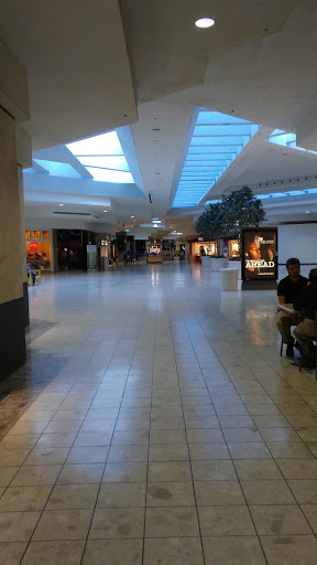 Shopping Mall «Lakeview Square Mall», reviews and photos, 5775 Beckley Rd, Battle Creek, MI 49015, USA