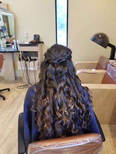 Nail Salon «Roberts Salon & Day Spa», reviews and photos, 899 Loews Blvd, Greenwood, IN 46142, USA