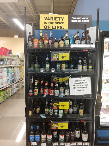 Grocery Store «Hannaford Supermarket», reviews and photos, 80 Wolfeboro Hwy, Alton, NH 03809, USA