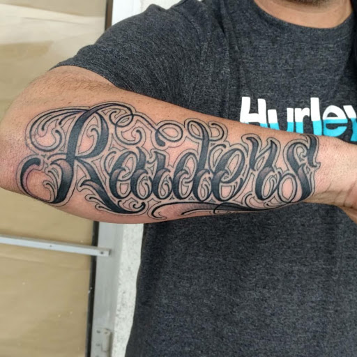 Explore family birthstone tattoo ideas, creative tattoo ideas in Florissant, available at St. Louis Ink