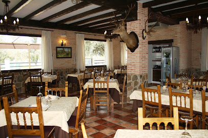 Restaurante Las Encinas - Av. Talavera, 297, 45638 Pepino, Toledo, Spain