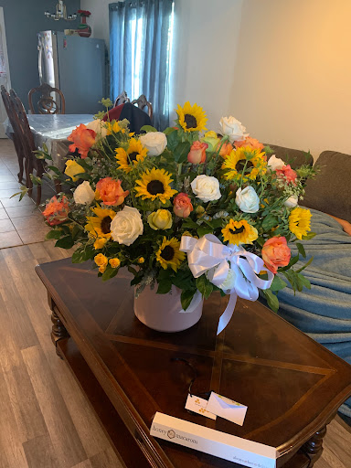 Florist «The Ruffly Rose», reviews and photos, 1611 S Pearl St, Denver, CO 80210, USA