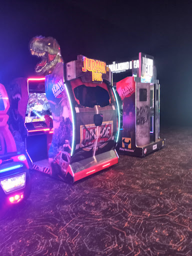 Movie Theater «Regal Cinemas Warrington Crossing 22 & IMAX», reviews and photos, 140 Easton Rd, Warrington, PA 18976, USA