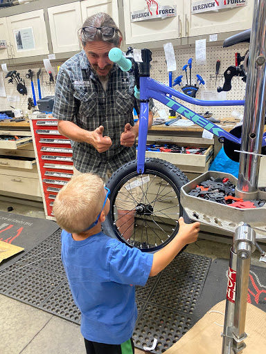 Bicycle Repair Shop «Emerys Cycling, Triathlon & Fitness», reviews and photos, 9929 W Lisbon Ave, Milwaukee, WI 53222, USA