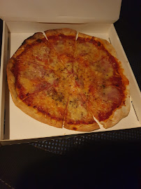 Pizza du Pizzas à emporter Tagliatelles (Distributeur) à Sorbiers - n°1