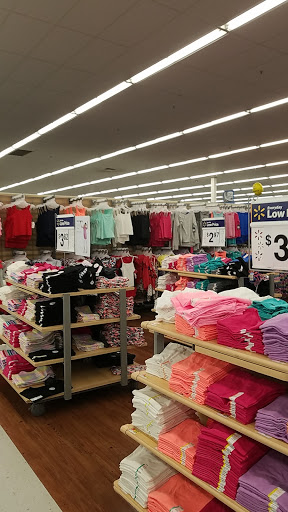 Department Store «Walmart Supercenter», reviews and photos, 8118 Perry Hills Ct, Nottingham, MD 21236, USA