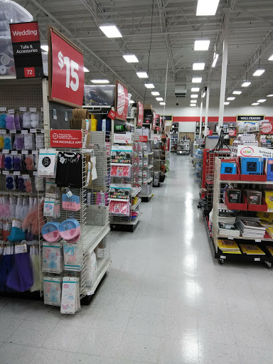 Craft Store «Michaels», reviews and photos, 3991 Hollis St, Emeryville, CA 94608, USA