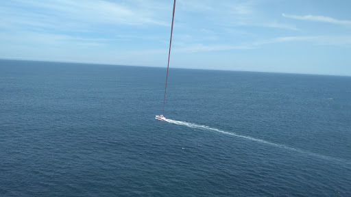 Tourist Attraction «Hampton Beach Parasail and SUP Rental», reviews and photos, 1 Ocean Blvd, Hampton, NH 03842, USA