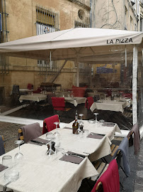 Atmosphère du Pizzeria La Pizza - Restaurant à Aix-en-Provence - n°5